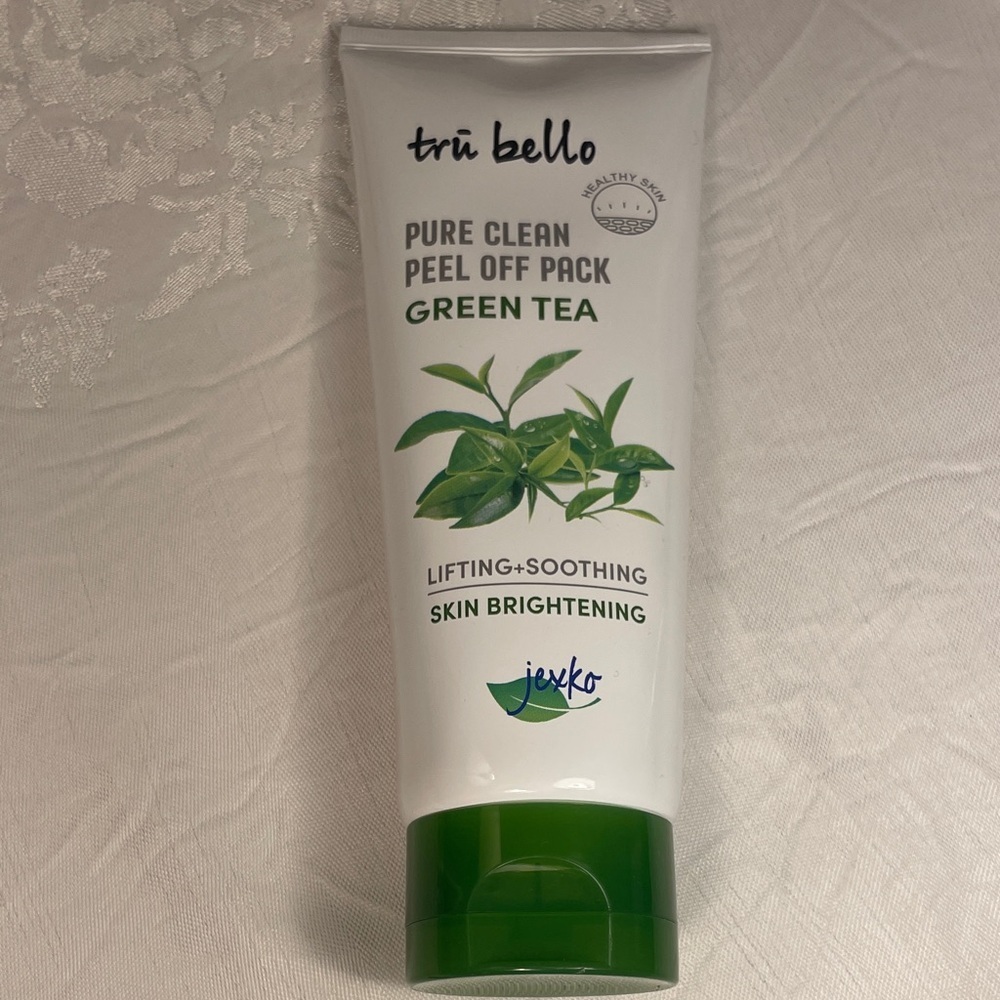 Tru Bello Green Tea Peel Off Pack Korean Skincare NEW 
Never Used 5.07 oz 150 ml